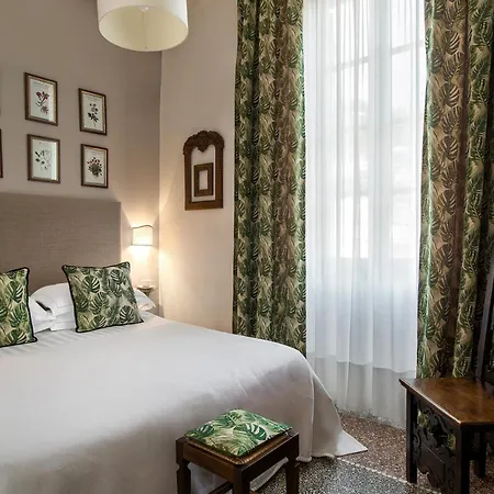 Abbadia San Giorgio ホテル 4*